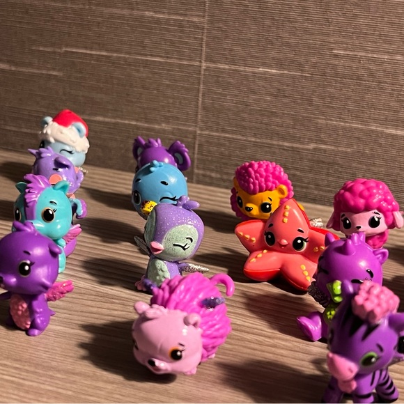 Hatchimals lot of 26 - Picture 15 of 15